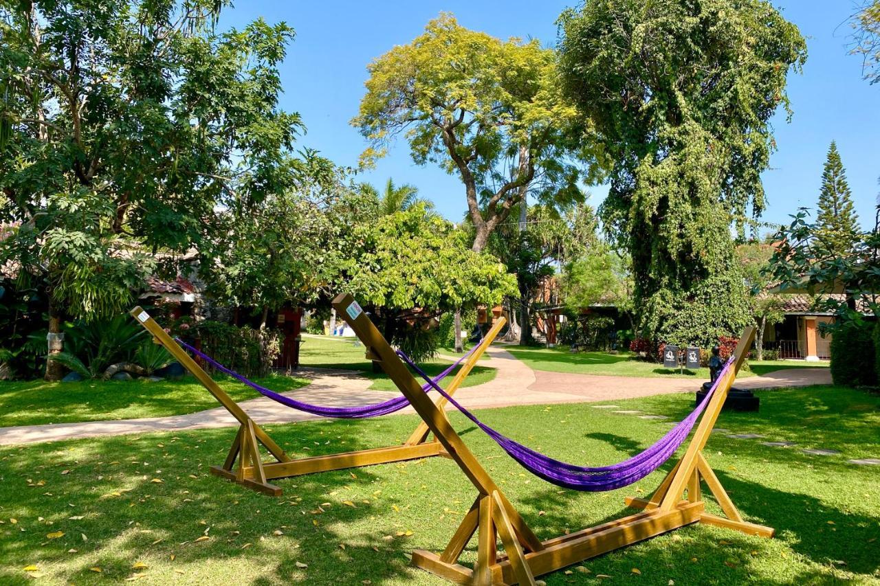 Hosteria Las Quintas Hotel Restaurante Bar Куернавака Екстериор снимка Hammock stands