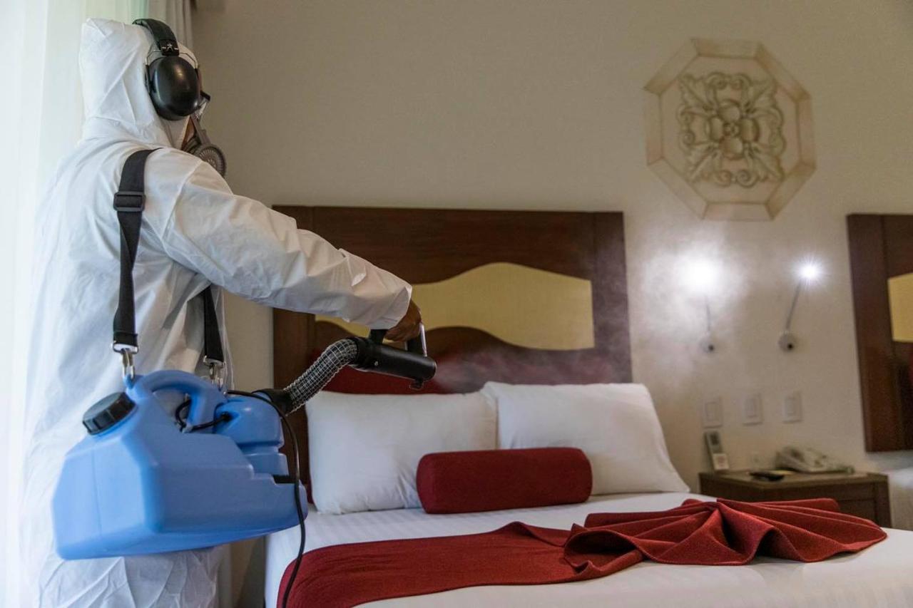 Hosteria Las Quintas Hotel Restaurante Bar Куернавака Екстериор снимка Disinfection of a hotel room