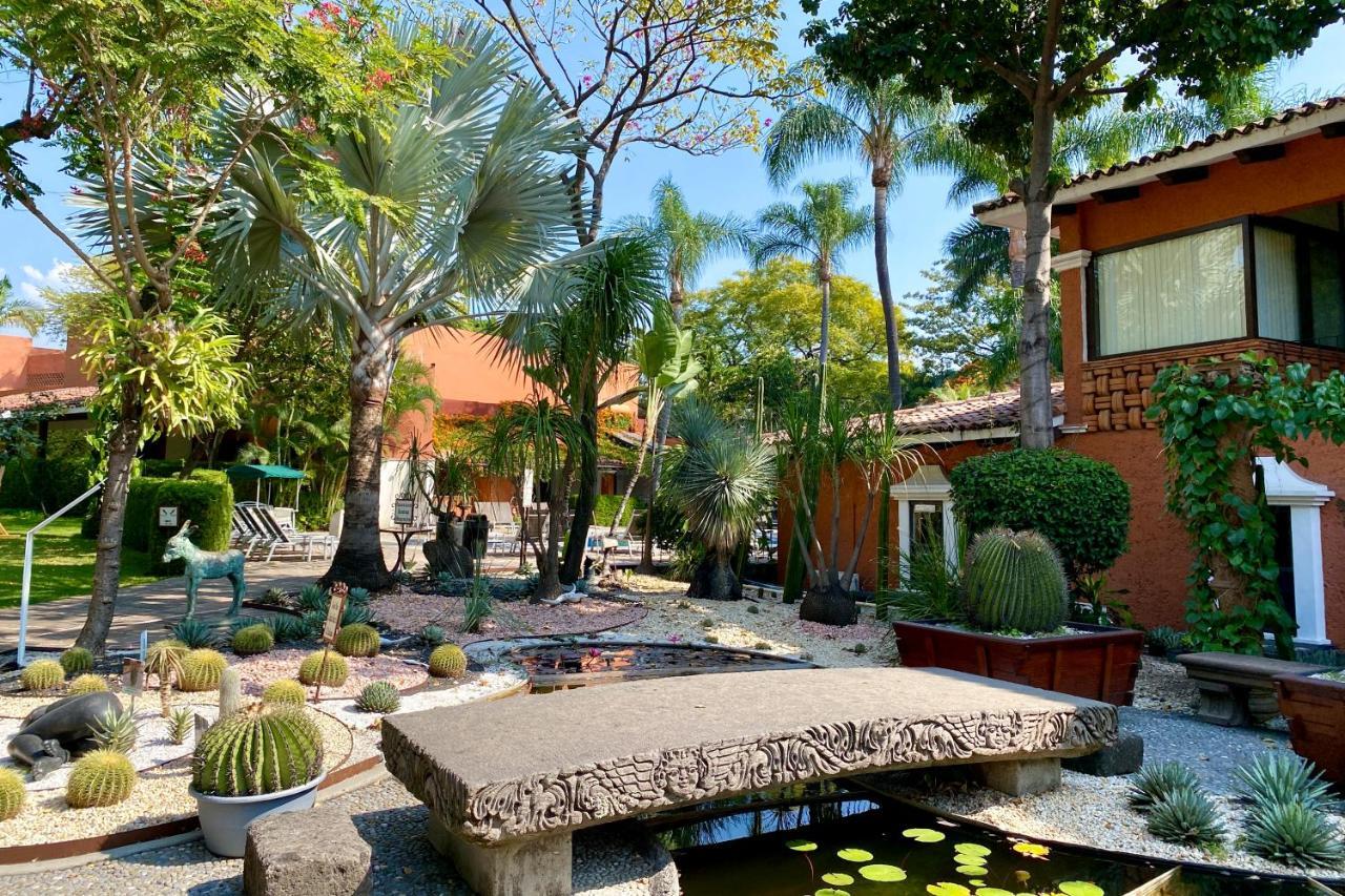 Hosteria Las Quintas Hotel Restaurante Bar Куернавака Екстериор снимка Desert Garden